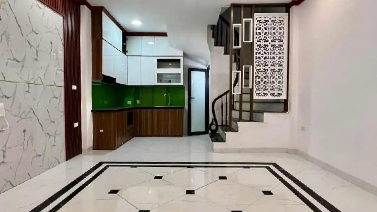 Bán nhà Trương Định, Hoàng Mai, ngõ nông, gần ô tô, 35m2, 6.25 tỷ
