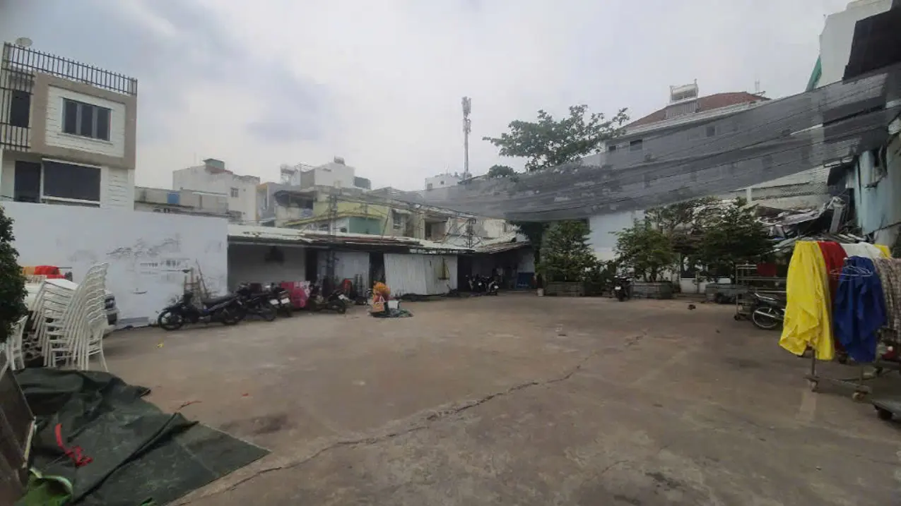 Cho thuê nhà phố thương mại 50x60m đường Nguyễn Văn Quá quận 12 diện tích 3000m2