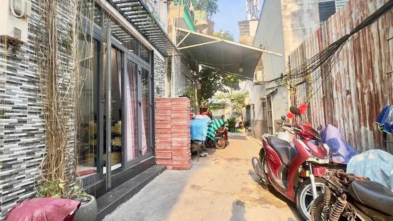 Bán nhà 2 mặt hẻm xe hơi Phan Đăng Lưu, P3, PN diện tich 63 m2 vuông vức (Sẵn 3 tầng, full Nnội thất) chỉ 11,5 tỷ thương lượng