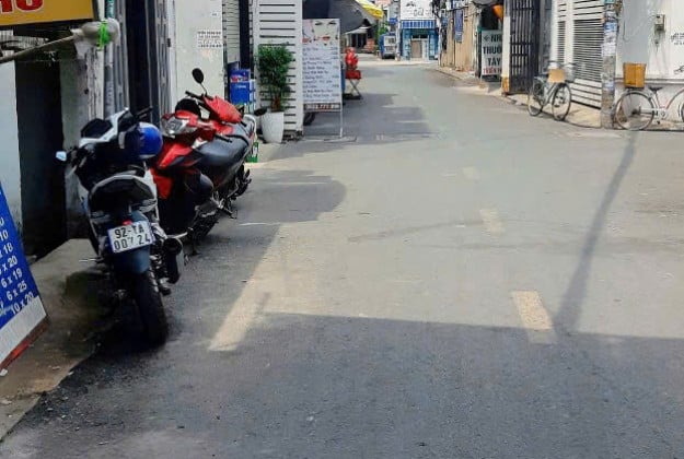 Bán nhà 4 tầng mới xây đường Nguyễn Chí Thanh, phường 4, quận 11 diện tích 29m2, giá 6,8 tỷ