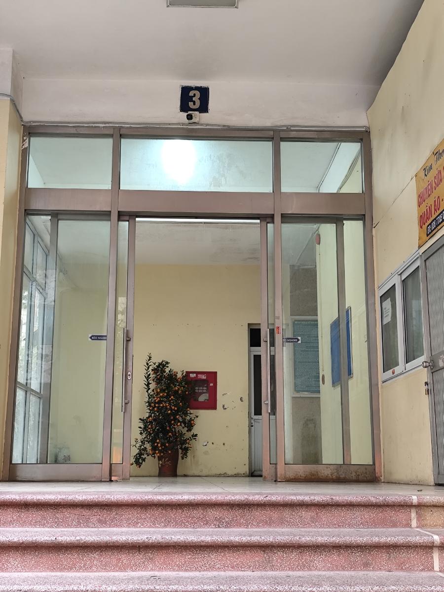 Bán căn hộ chung cư 94m2 Đường Lạc Long Quân, Quận 11 giá 4,3 tỷ tiện ích đầy đủ