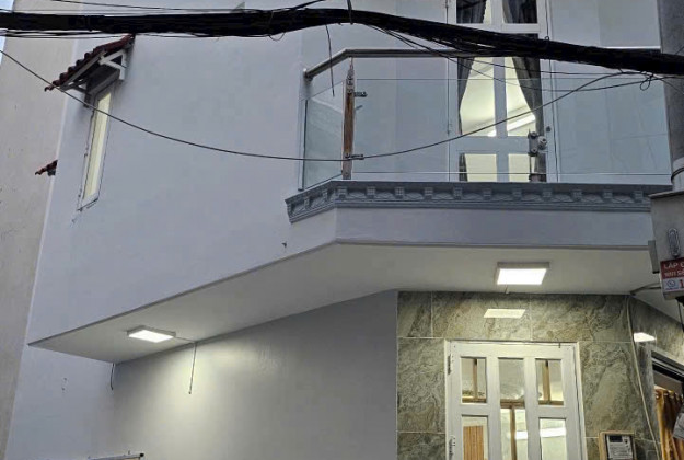 Bán nhà riêng 24m2 hẻm 1979 Huỳnh Tấn Phát Nhà Bè tiện nghi