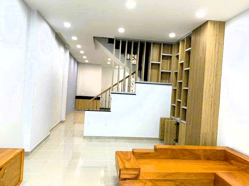 Bán nhà mới 3 tầng, 84m², 3PN, sổ hồng hoàn công, 8.8 tỷ - Đường 7, Linh Trung