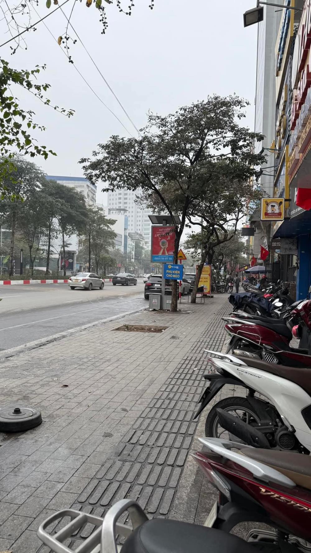 Bán nhà mặt phố Văn Cao - Ba Đình, DT 96m² x 6 tầng, MT 5m