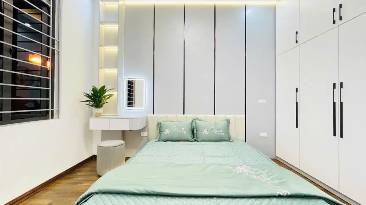 Bán nhà góc 2 mặt tiền Lê Văn Sỹ Phường 1 Tân Bình 12x22m giá chỉ 180tr/m2