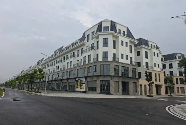 Bán nhà mặt phố 5 tầng 350m2 345 Đại Lộ Nam Sông Mã kinh doanh đắc địa