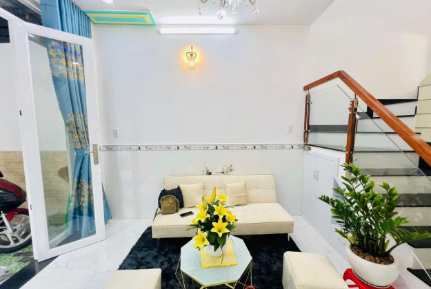 Bán nhà riêng Tân Khai Vĩnh Hưng, 5 tầng đẹp, 33m2, giá 6.25 tỷ, gần Vinmec Times City