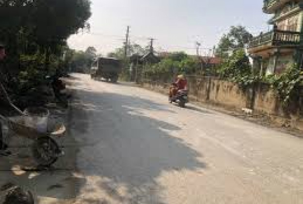 Bán đất 800 m2 mặt đường tỉnh lộ 438B Khoan Dụ Lạc Thuỷ Hoà Bình giá 8 triệu VNĐ/m2