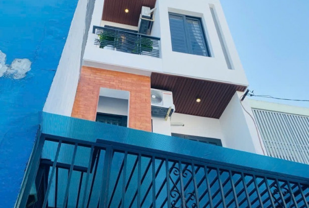 Bán nhà riêng 4 tầng mặt tiền đường số 7 phường 11 Gò Vấp diện tích 60m2 giá 5,7 tỷ