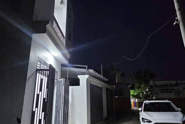 Bán lỗ căn nhà tặng nội thất cao cấp, hẻm xe hơi rộng 6m, Trần Quang Diệu, P14, Quận 3