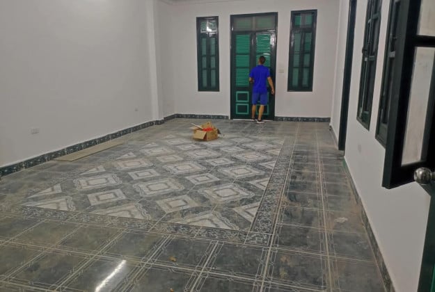 Bán nhà riêng lô góc đường Hoàng Quốc Việt quận Cầu Giấy diện tích 83m2 giá 32 tỷ