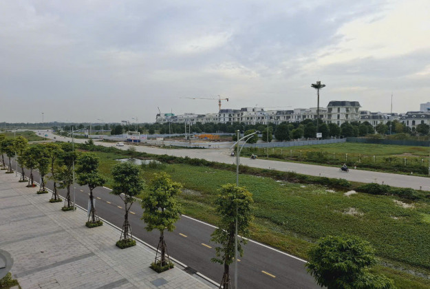 Bán nhà mặt phố 5 tầng 100m2 tại 236 Đại Lộ Nam Sông Mã quận Thanh Hóa thuận lợi đầu tư