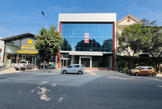 Cho thuê văn phòng cao cấp 630m2 đường Bắc Nam, phường Phan Đình Phùng, TP.Thái Nguyên