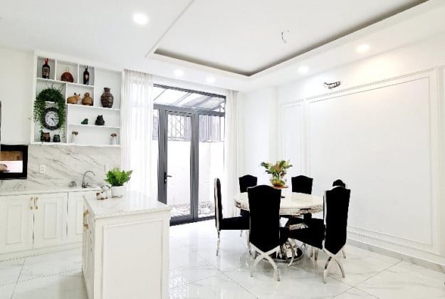 Bán nhà biệt thự liền kề 12x30 Đường Bưng Ông Thoàn, Phú Hữu, Quận 9, giá 34 tỷ