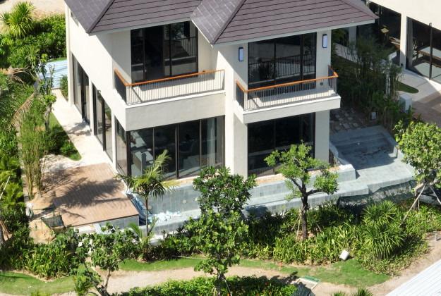 Bán gấp biệt thự đưn lập Starlake, Nguyễn Văn Huyên, Bắc Từ Liêm, diện tích 300m2, giá 120 tỷ
