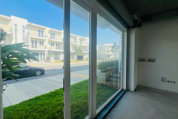 Bán nhà biệt thự liền kề 145 m2 tại Phú Hữu, Quận 9, giá 6,9 tỷ