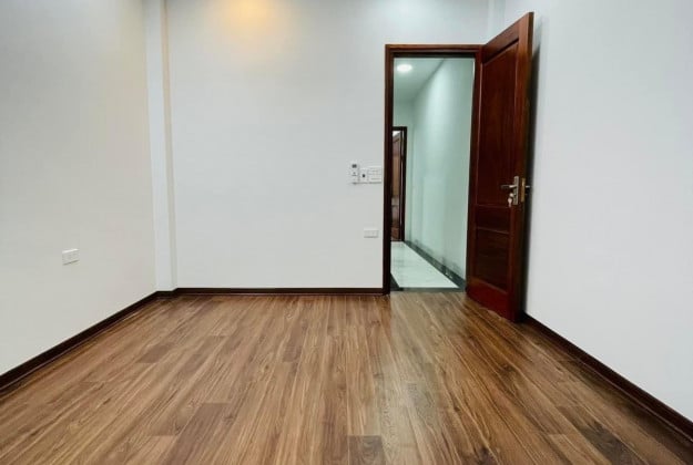 Bán nhà phường 15 Tân Bình, 78m², 2 tầng, mặt tiền đường nhựa 8m, ô tô vào nhà, giá 8.5 tỷ