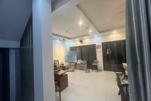 Cho thuê văn phòng 130m² đường Công viên Văn Phú, Hà Đông, Hà Nội tiện ích đầy đủ