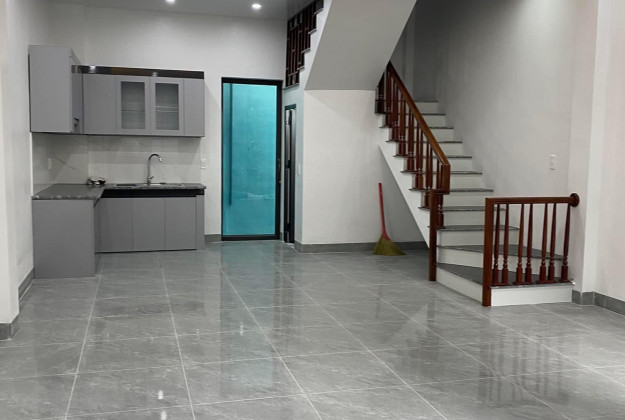 Nhà dân xây phố Bồ Đề diện tích 55m 5t giá 9 tỷ 9 phân lô ô tô thông full nội thất tiện ích gần