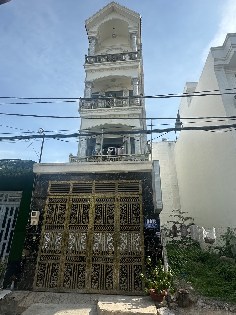 Bán nhà riêng 68m² mặt tiền Trung Mỹ Tây Phường Hiệp Thành Quận 12 phù hợp kinh doanh