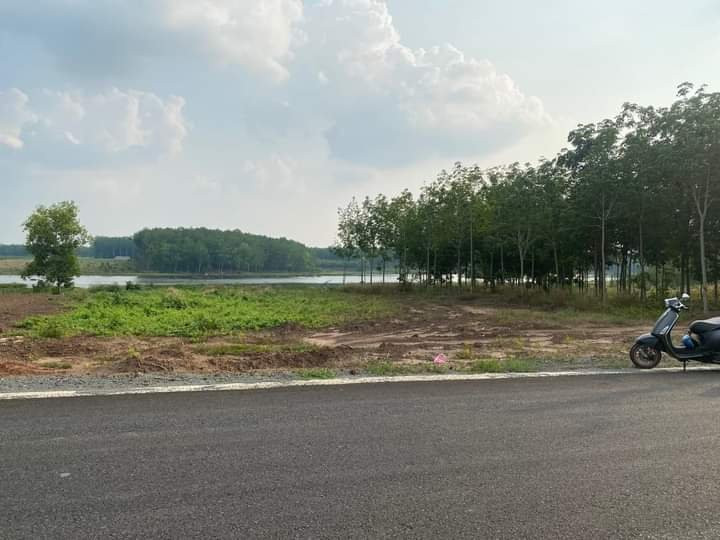Bán đất 2.600m2 mặt tiền Quốc lộ 13 xã Nha Bích huyện Chơn Thành Bình Phước