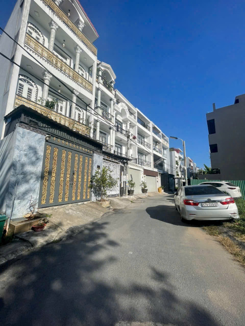 Bán đất thổ cư 7,3 x 13,3 tại đường 1368 Lê Văn Lương, Nhà Bè giá 4,7 tỷ