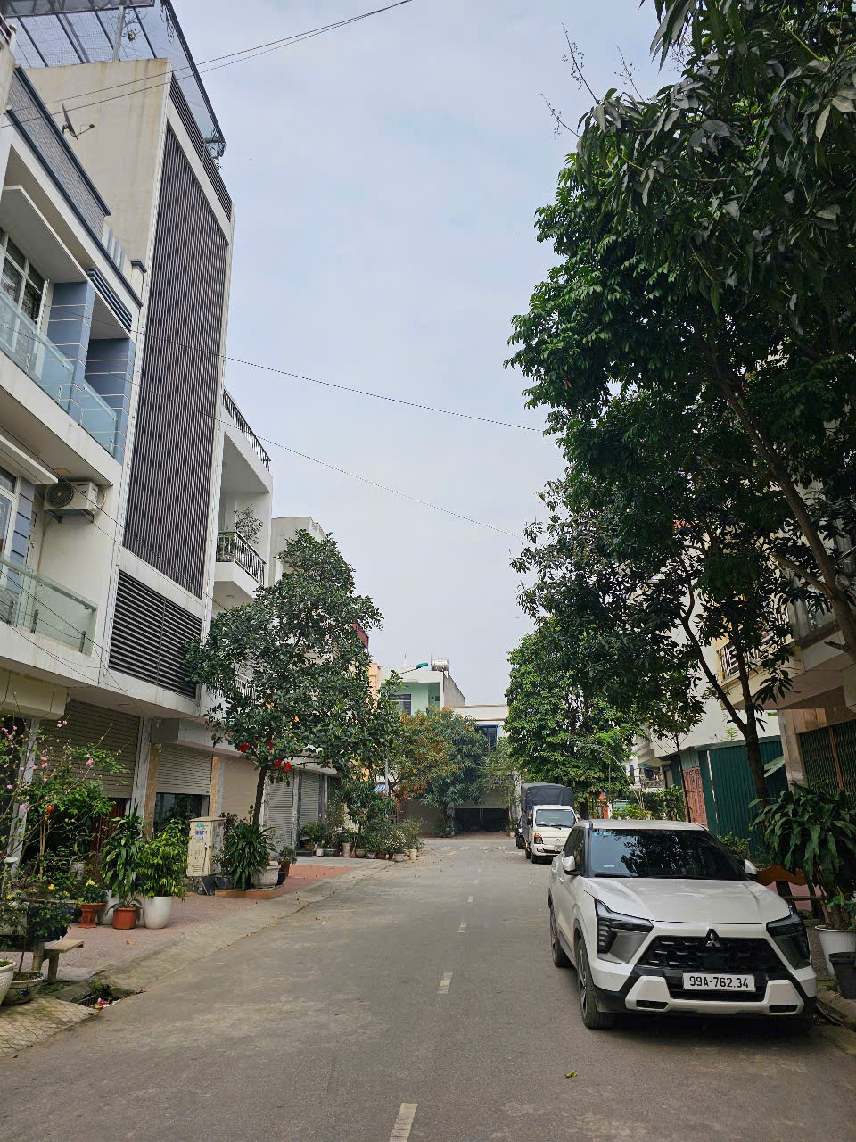 Bán nhà riêng 4 tầng phố Hoàng Mai, 30m2 giá 5,45 tỷ, gần ô tô