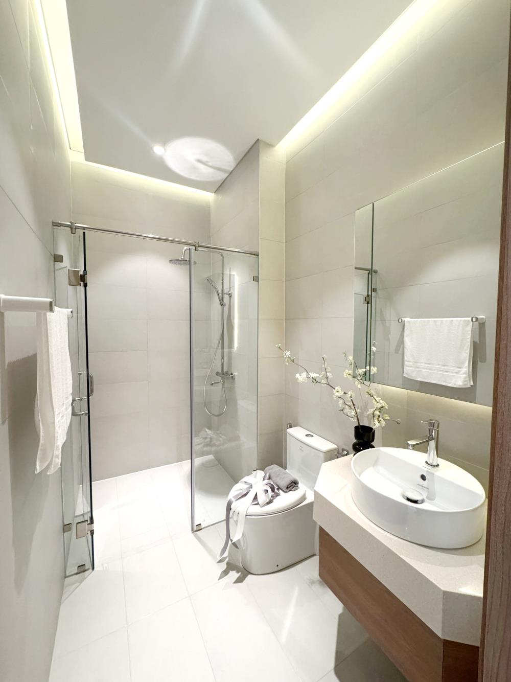 Sang nhượng căn hộ chung cư Khải Hoàn Prime Nhà Bè 46m2 giá 2,3 tỷ nội khu resort