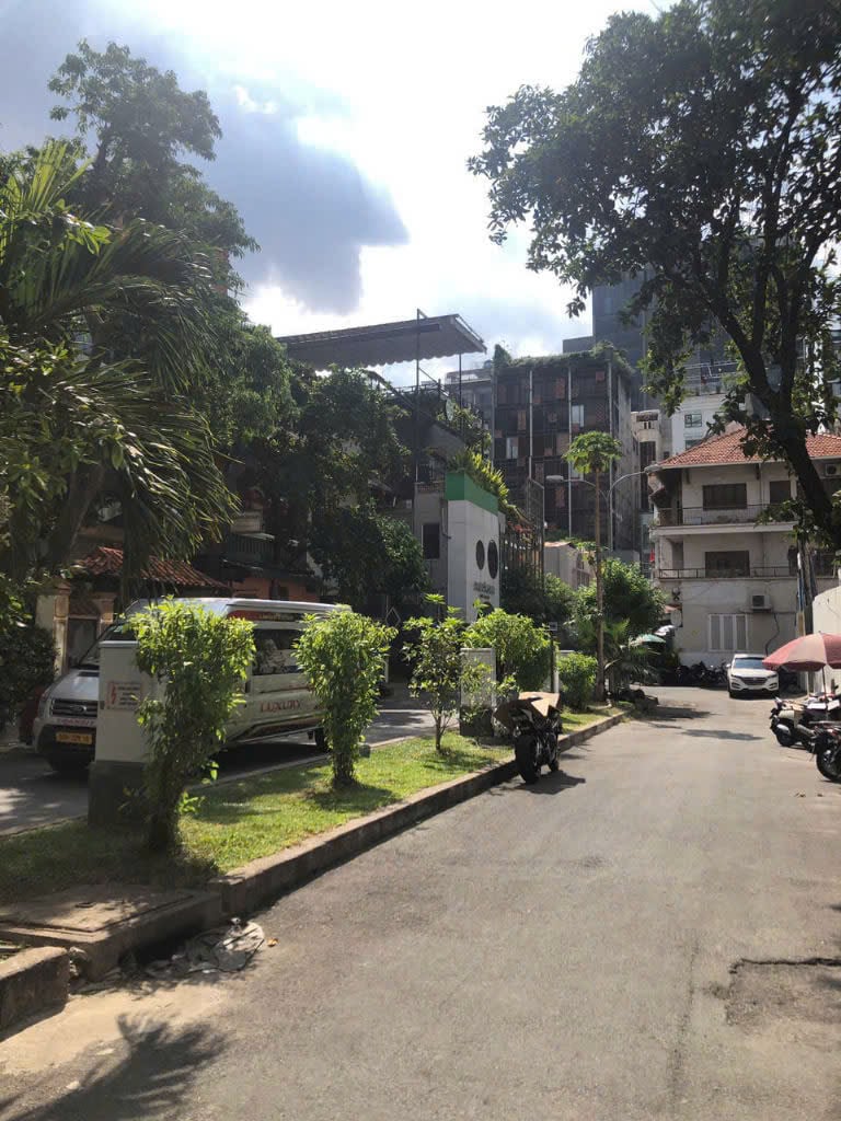 Nhà lô góc đẹp trung tâm Thanh Xuân, ô tô tránh, kinh doanh đỉnh, xây dựng kiên cố