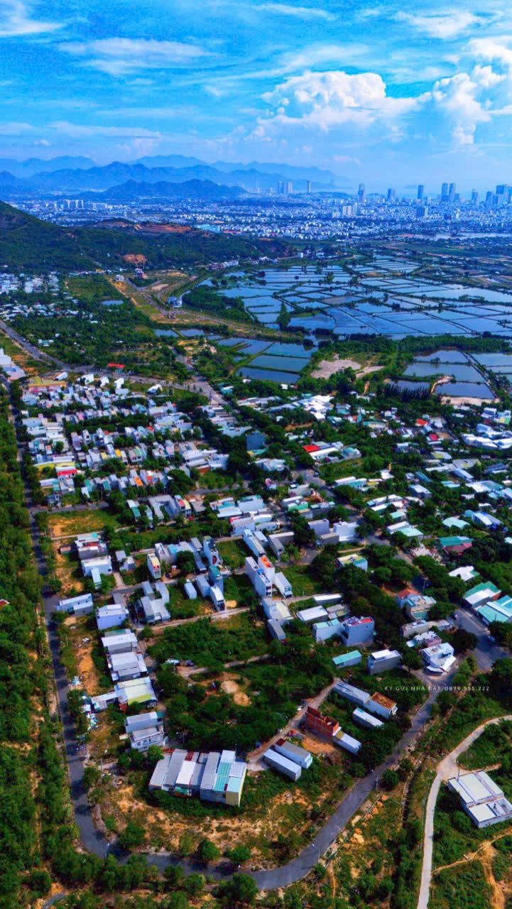 Bán đất nền khu tái định cư Đất Lành Vĩnh Thái Nha Trang 64m2 mặt đường 16m