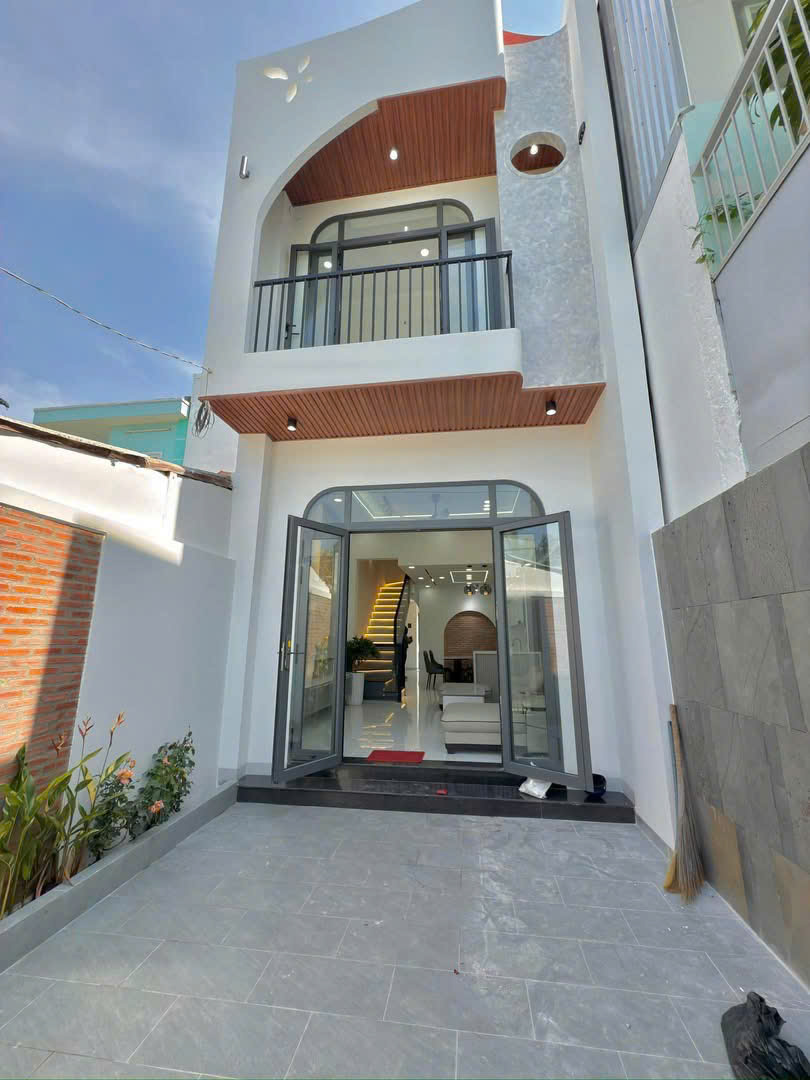 Bán nhà riêng 5m x 30m tại đường nhựa Bửu Long, Biên Hòa, Đồng Nai, đầy đủ tiện ích
