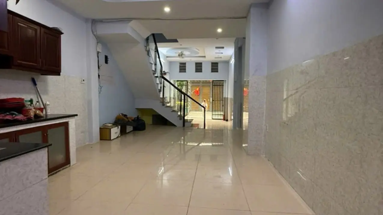 Hẻm xe hơi, ngay Lê Văn Quới, 62m2, 3 tầng 4pn giá 5.7 tỷ
