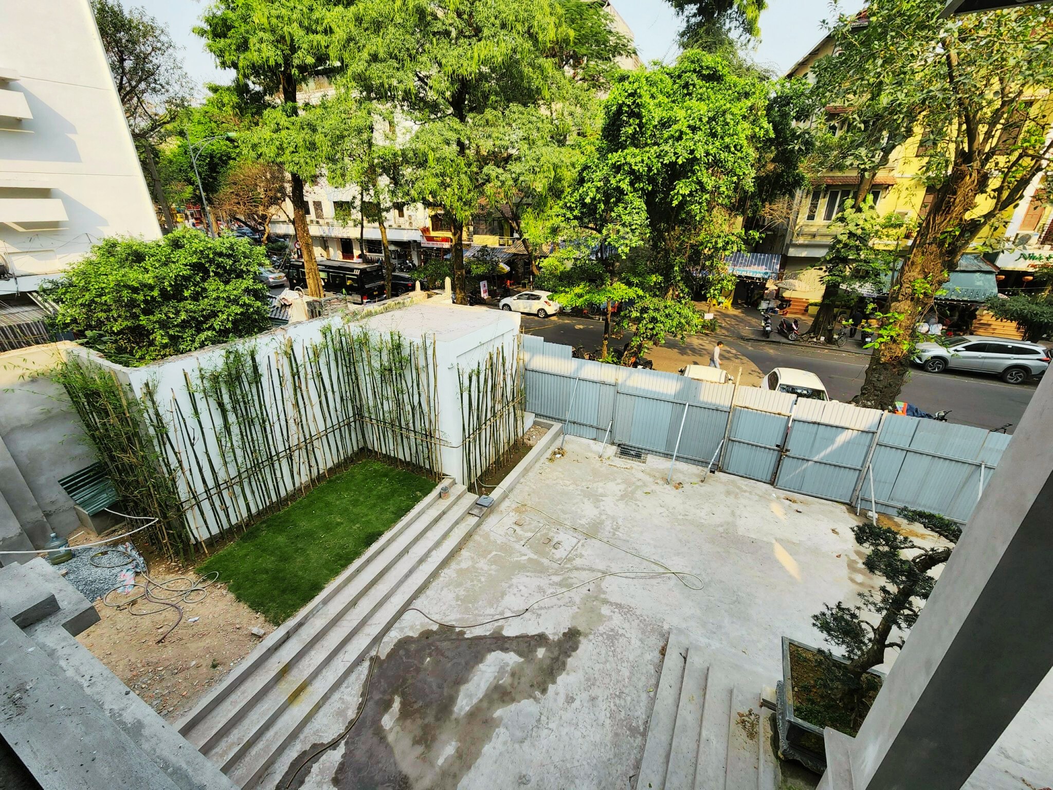 Cho thuê nhà riêng 4 tầng 642m2 mặt phố Phùng Hưng quận Hoàn Kiếm