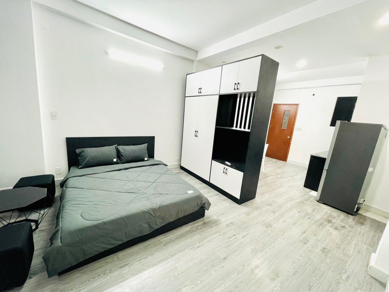 Căn Hộ Studio Ban Công Full Nội Thất Thang Máy Hoàng Diệu, Quận 4