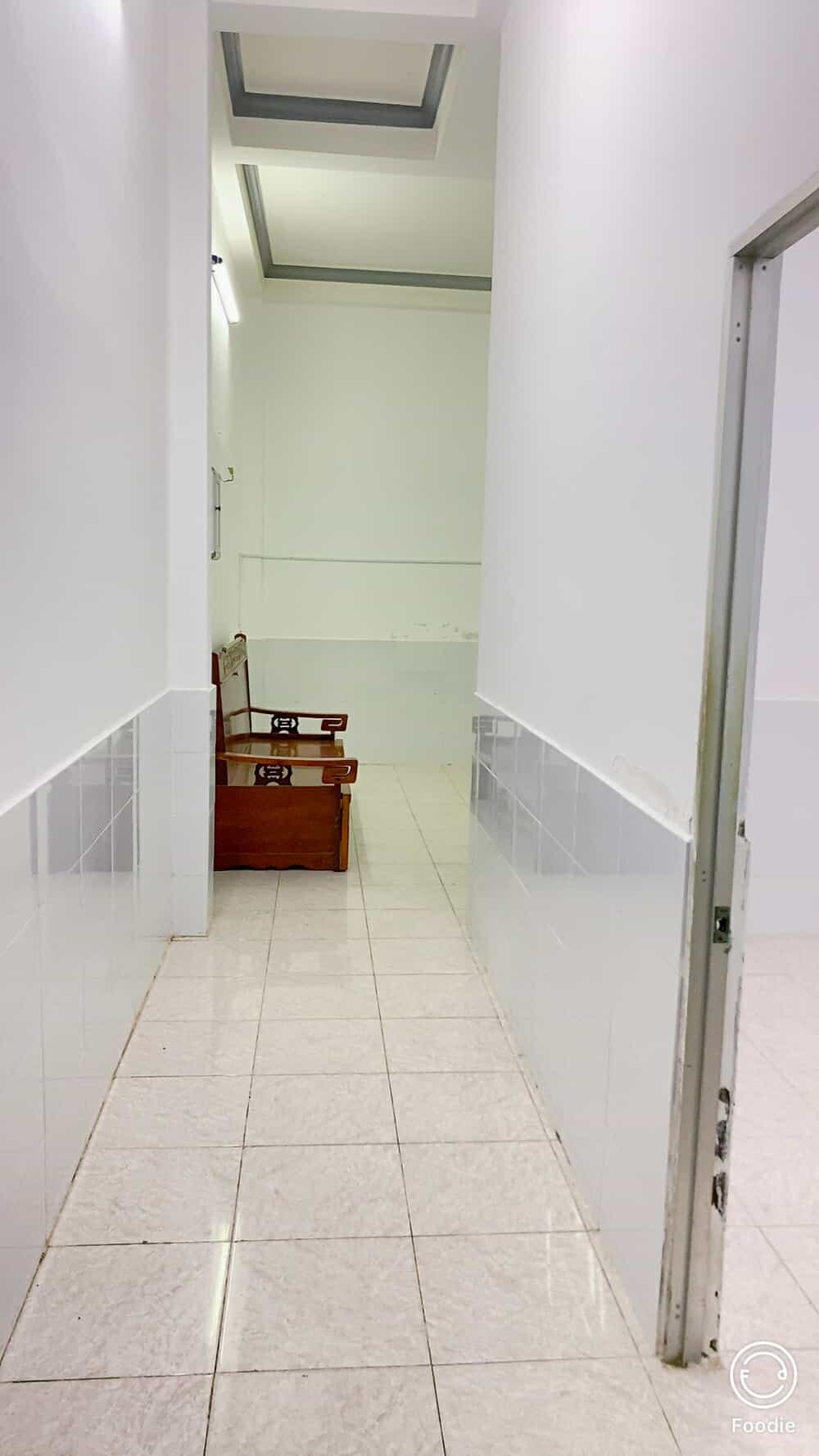 Cho thuê nhà mặt phố Quan Nhân 180m2 giá tốt vị trí đắc địa