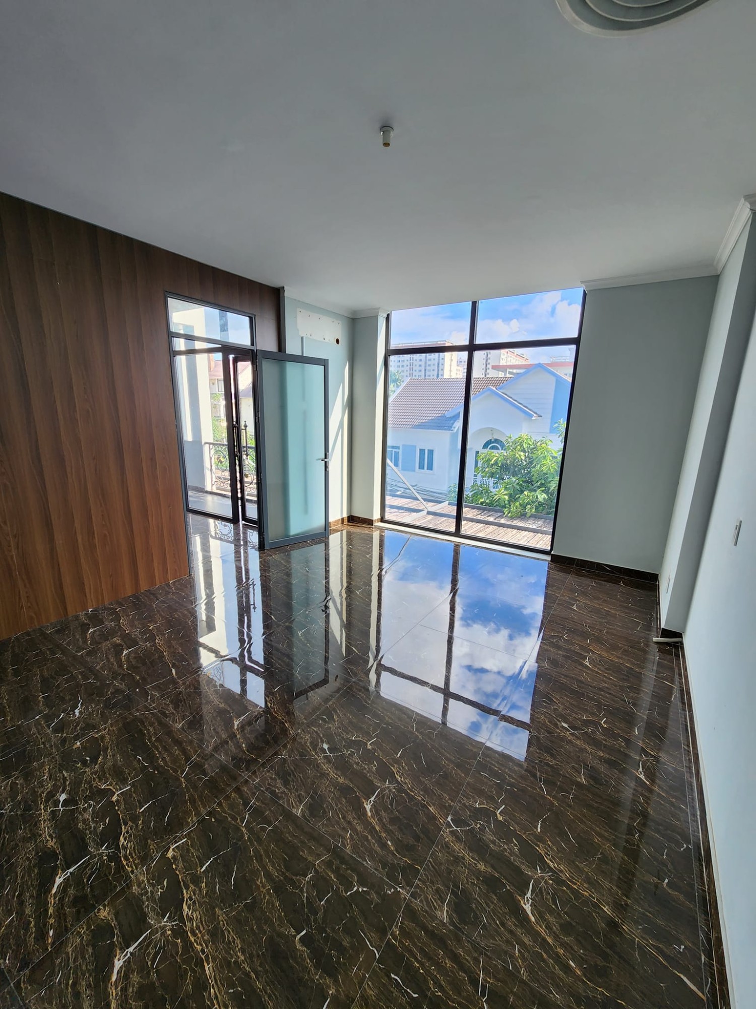 Cho thuê văn phòng 110m2 đường Số 1B Bình Hưng Hòa B Bình Tân Hồ Chí Minh giá 15 triệu