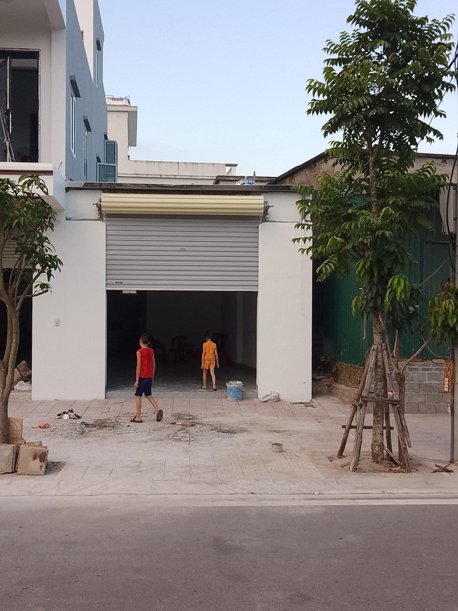 Cho thuê nhà phố thương mại 65m2 đường Chu Văn An, Quang Trung, Thái Bình, phù hợp kinh doanh