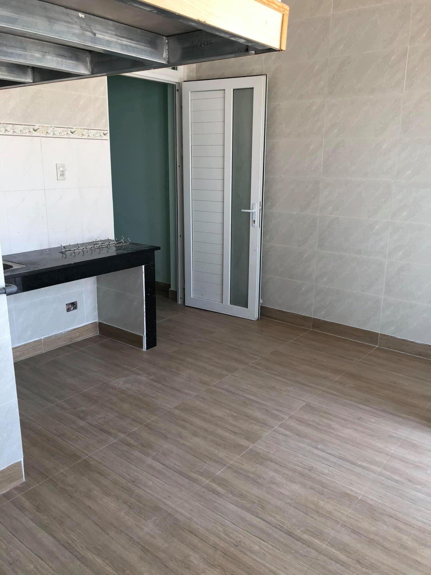 Cho thuê phòng trọ 30 m2 đường Nguyễn Đình Chiểu quận 3 tiện nghi đầy đủ