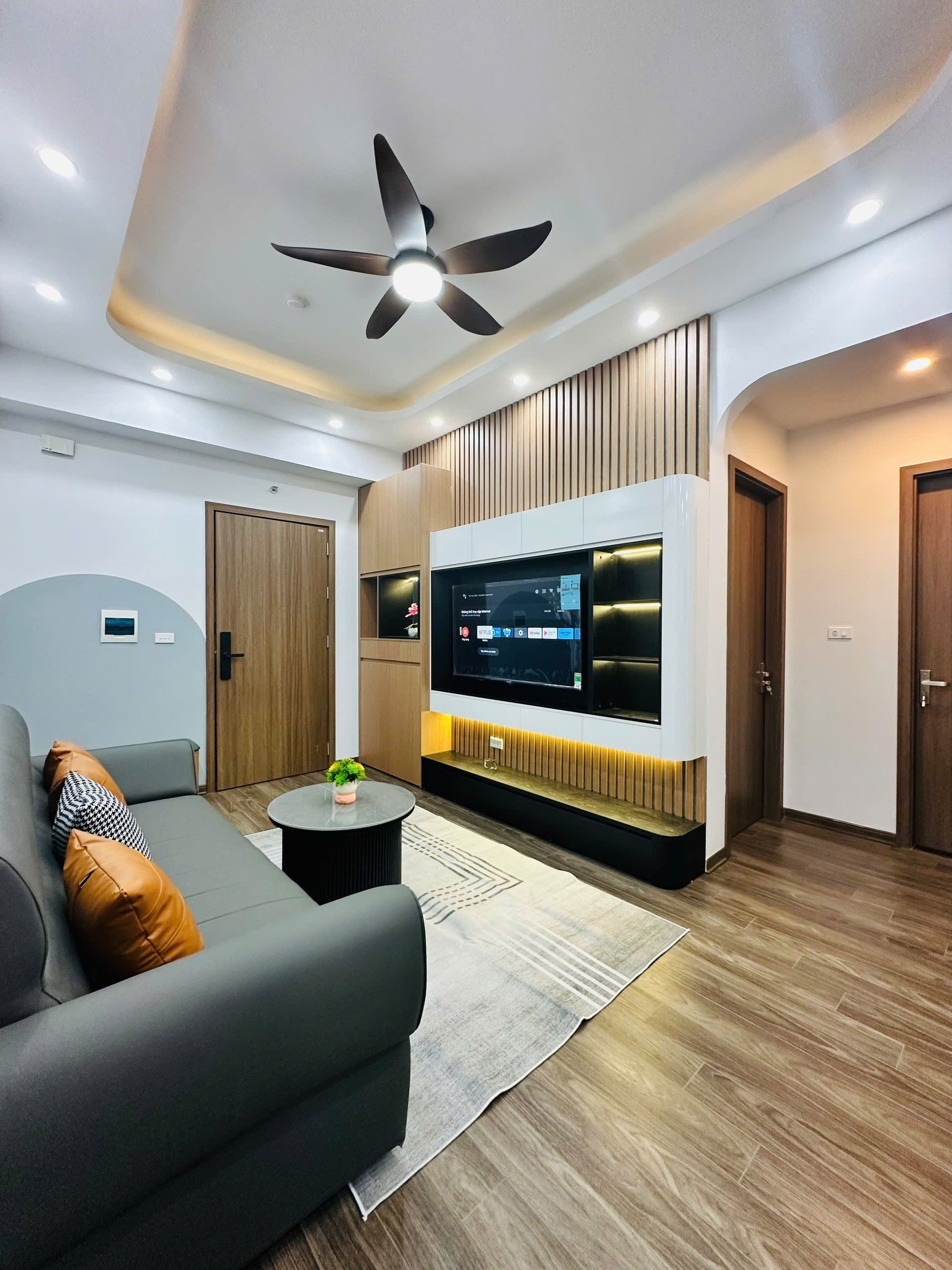 Bán căn hộ chung cư CT3 Gelexia, Tam Trinh, Hoàng Mai, Dt 65m2, 2 phòng ngủ, full nội thất, giá 4,4 tỷ
