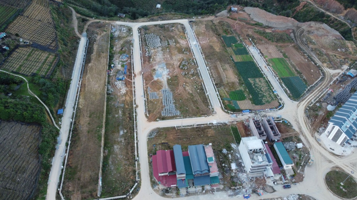 Bán nhà biệt thự liền kề 100m2 Số 785 Điện Biên Phủ, Thị Trấn Sa Pa, Lào Cai tiện ích đẳng cấp