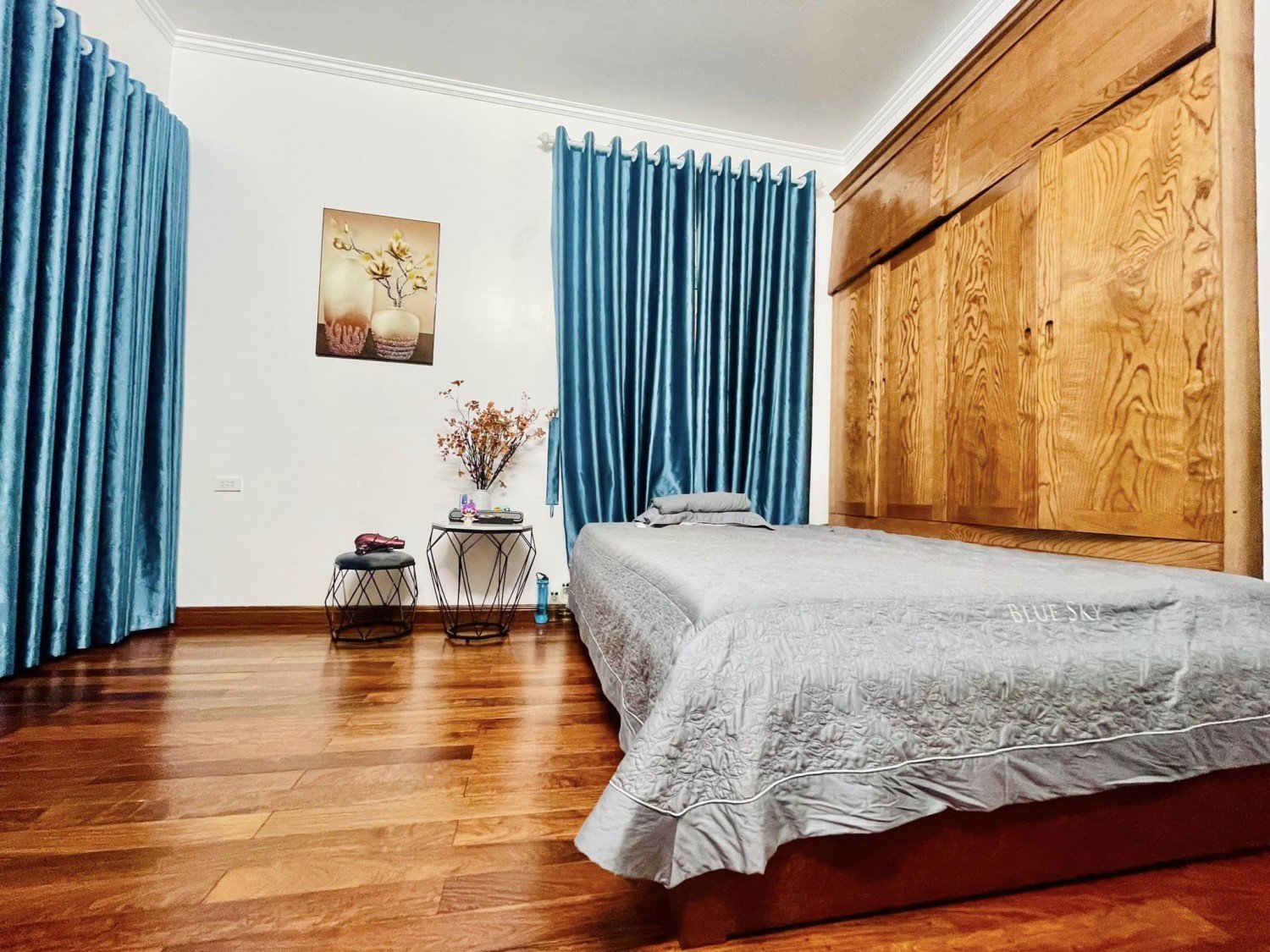Bán nhà phố đường Võ Chí Công, Quận 9, giá tốt, đã hoàn công