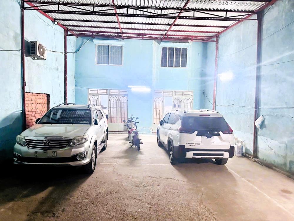 Cho thuê nhà riêng rộng 176m² hẻm xe hơi đường số 20 Thủ Đức