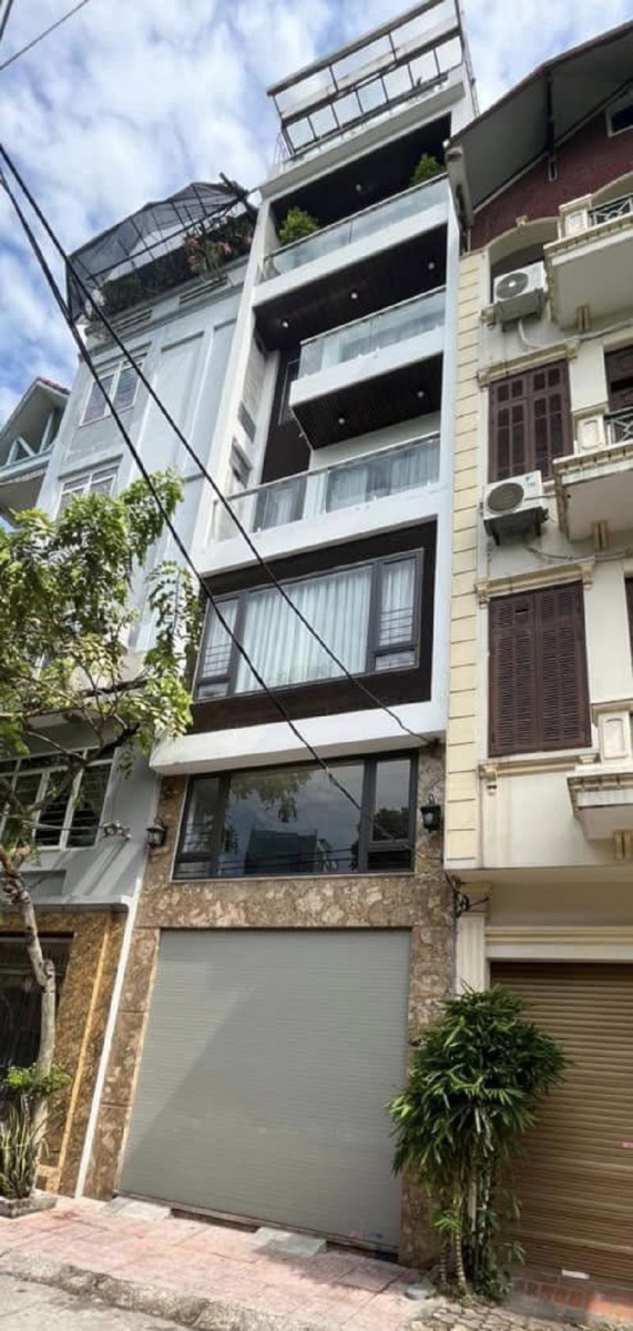 Bán nhà riêng 55m2 đường Nguyễn Văn Cừ Long Biên tiện kinh doanh oto