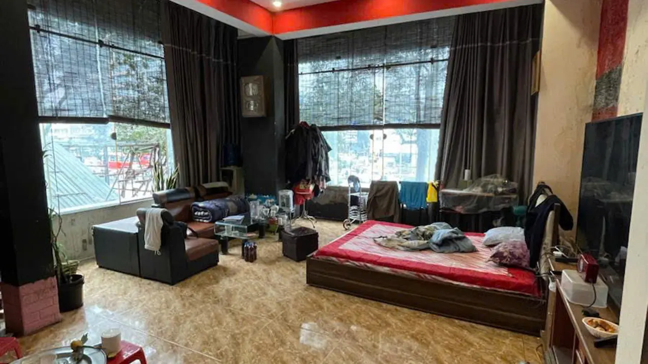 Bán nhà riêng mặt phố giải phóng 33m2 lô góc quận Hai Bà Trưng 14 tỷ kinh doanh tốt