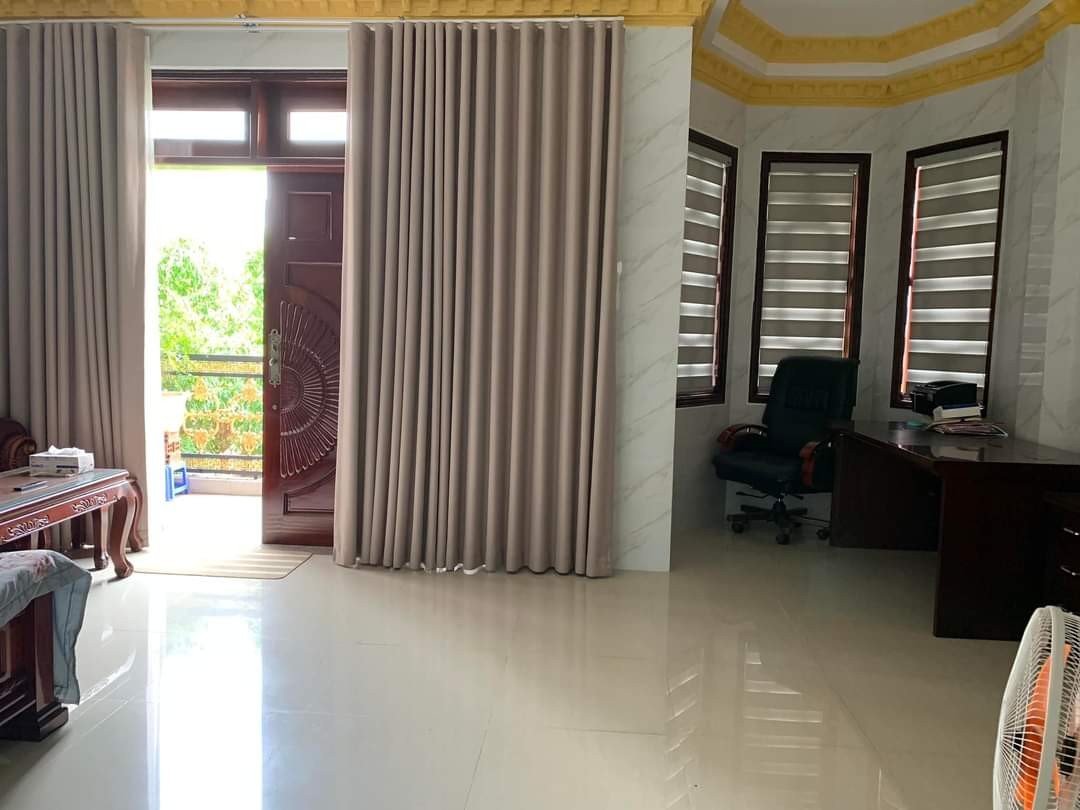 Bán nhà phố Nguyễn Văn Lộc Làng Việt Kiều Châu Âu Euroland, 86.8 m2, 5PN, 4WC, giá 43.5 tỷ