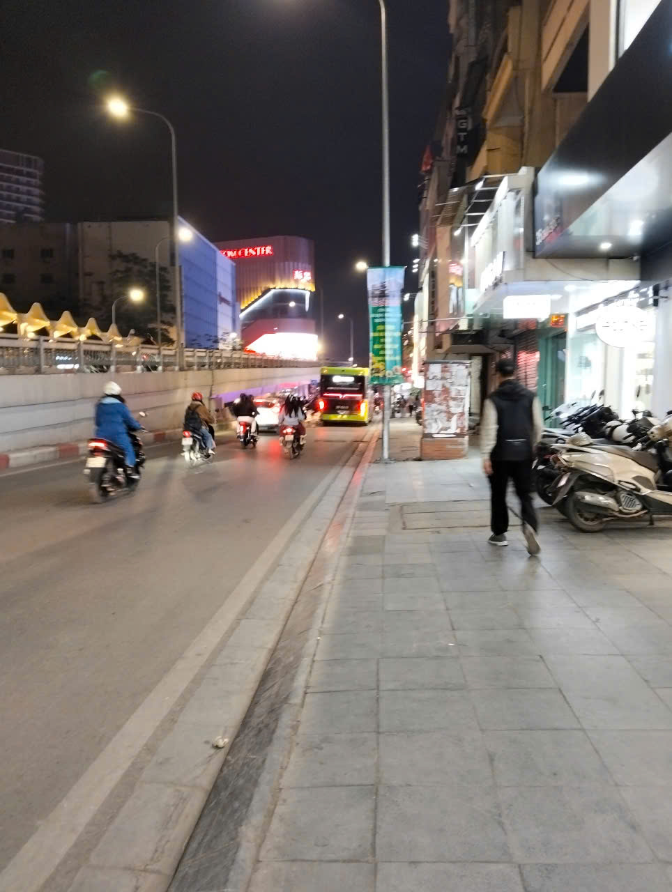 Bán nhà riêng 54 m2 Chùa Bộc, Quận Đống Đa, giá ưu đãi 26,8 tỷ