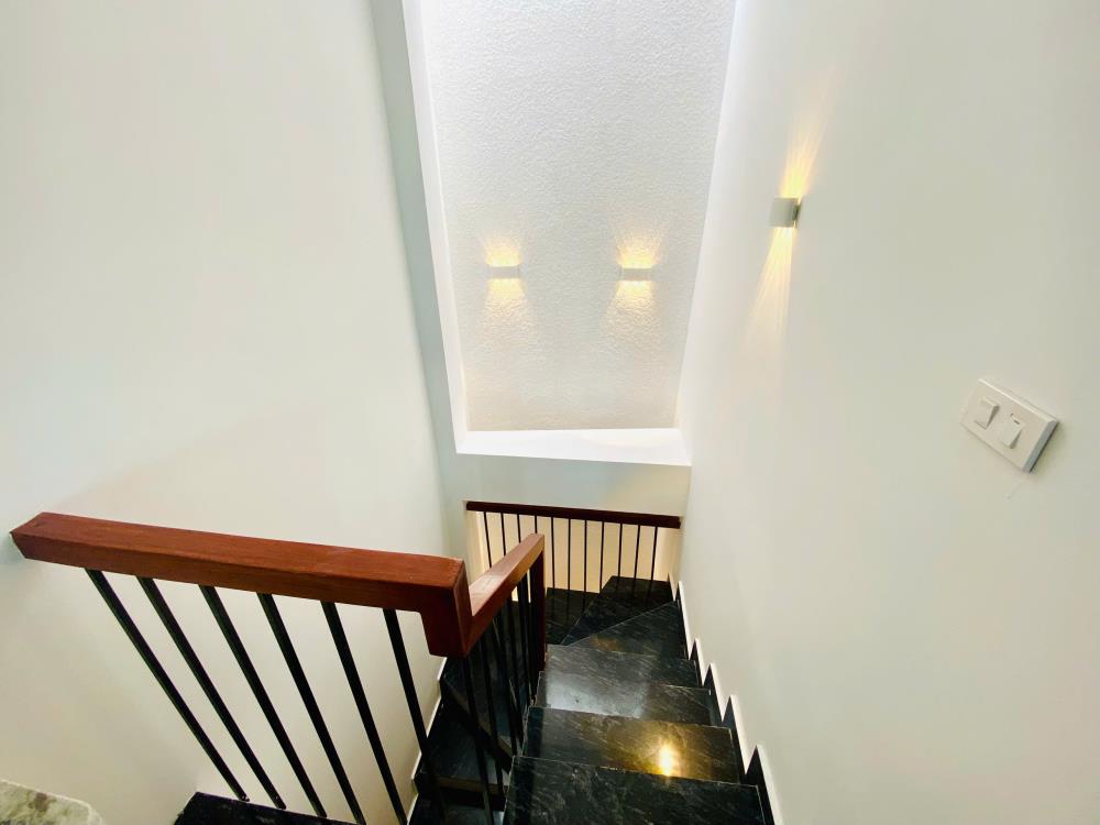 Bán nhà đẹp full nội thất, Hiệp Bình Phước, cạnh Vạn Phúc City, diện tích 70m2