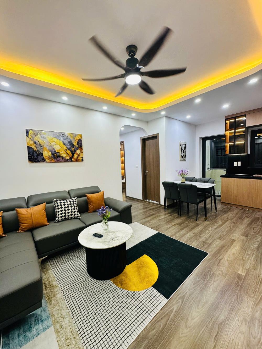 Bán căn hộ view biển Mỹ Khê, 3 phòng ngủ, giá tốt 5.85 tỷ