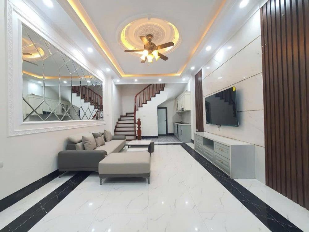 Bán nhà riêng lô góc Nguyễn Chánh Cầu, Giấy 80m2 x 5T giá 29,9 tỷ