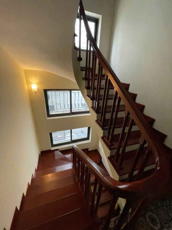 Bán nhà riêng 51m² Hoàng Hoa Thám, Ba Đình, Hà Nội nhà đẹp 6 tầng